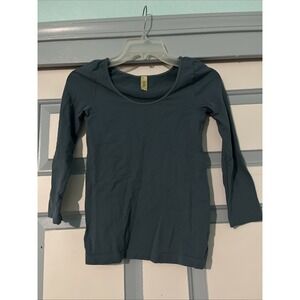 Nikibiki‎ Women's Blue 3/4 Sleeve Crewneck Nylon/Spandex OS Top Style NS5127H